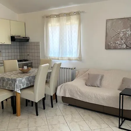 Aleksandra 1132 Daire *