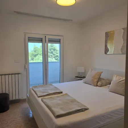 Aleksandra 1132 Appartement Peroj