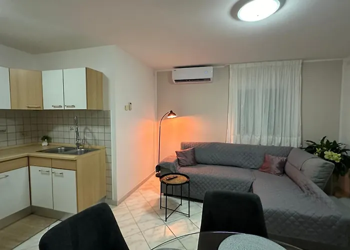 Aleksandra 1132 Appartement Peroj