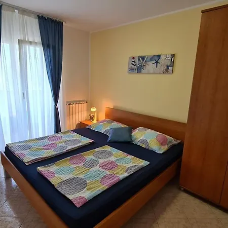 Aleksandra 1132 *