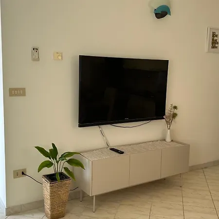 Aleksandra 1132 Apartment Peroj