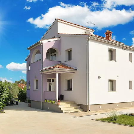 Apartment Aleksandra 1132