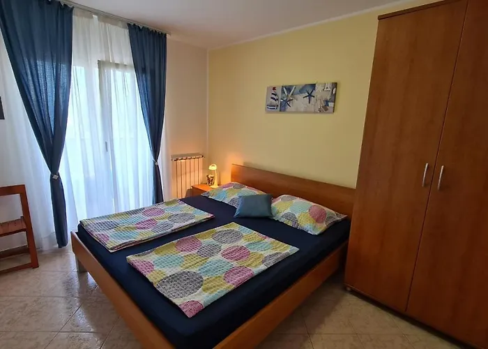 Aleksandra 1132 *